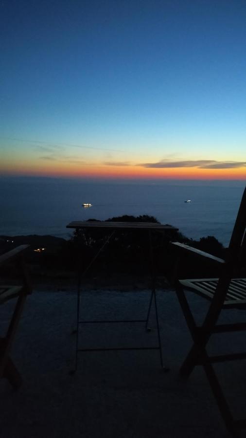 شقة Aegean Deep Blue Andros Ano Aprovato المظهر الخارجي الصورة